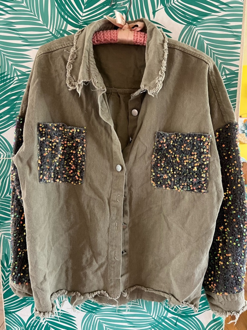 Chic Me sequin sleeve patchwork denim Shacket olive green sz L Guc